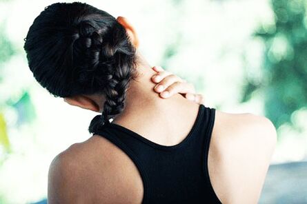 Discomfort for movements in the neck - symptom of osteocondrosis